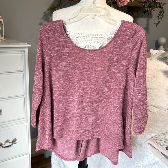 Cranberry Crochet Lace Back Top - Picture 4 of 9